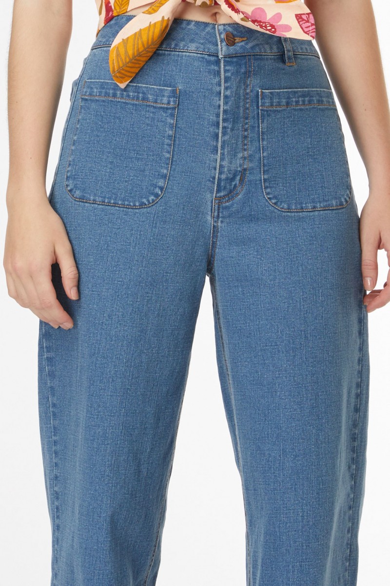 elena jeans